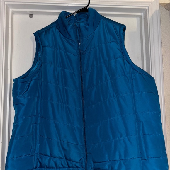 Blue Vest - Picture 1 of 3